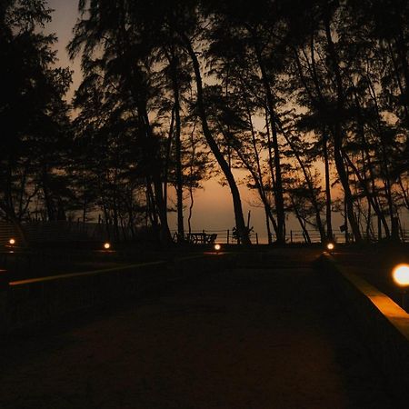 White Sand Beach Stay Resort Kumta Kültér fotó
